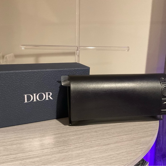 Brand New Dior White Monogram Unisex Sunglasses - Picture 7 of 8